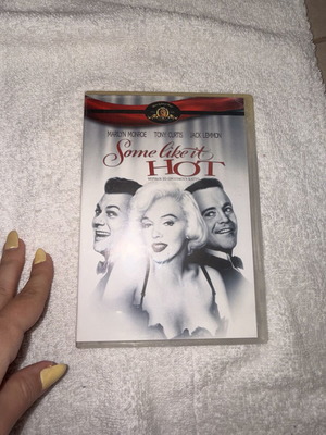 Some Like It Hot DVD new, romantic social film with subtitles