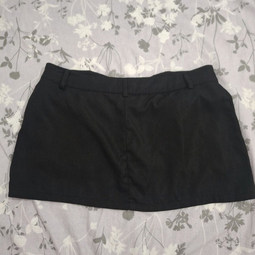 Short skirt with built-in shorts, black