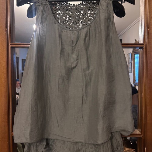 Boho Crochet Lace Tiered Tank Top Celestino like new, olive khaki, M/L