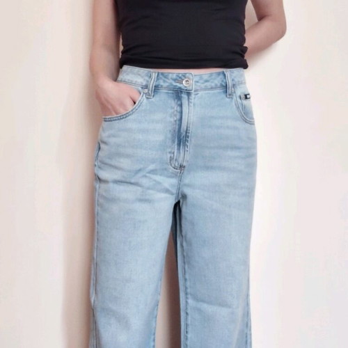 DKNY women's baggy jeans light blue, new, size L
