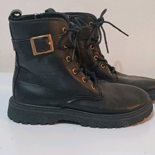 Children's Boots No 37 with Inner Fur Like New Black