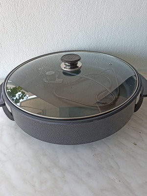 Electric Teppanyaki Grill 1500 W like new