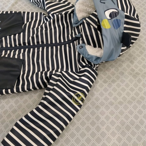 Baby boy jacket like new, warm and waterproof