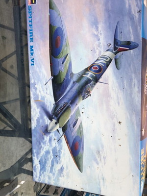 Spitfire MK’VI JT 7 model airplane new