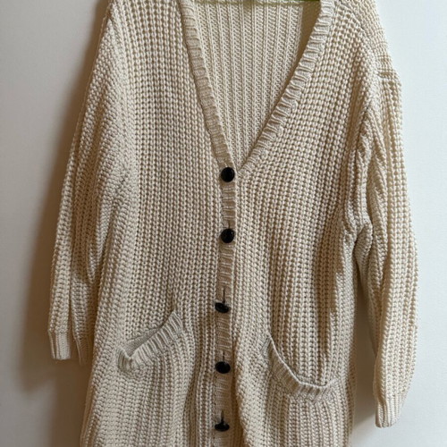 Monki cardigan white very oversized used with nice buttons M/L