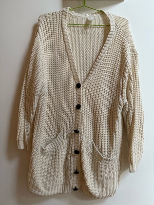 Monki cardigan white very oversized used with nice buttons M/L