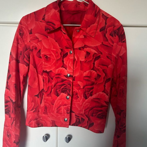 Hugo Boss spring jacket used, rose pattern, coral color