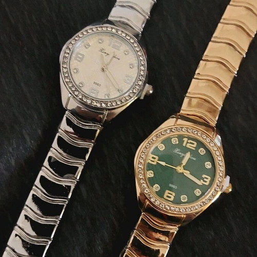 Vintage women's watch new, stainless steel, gold and silver