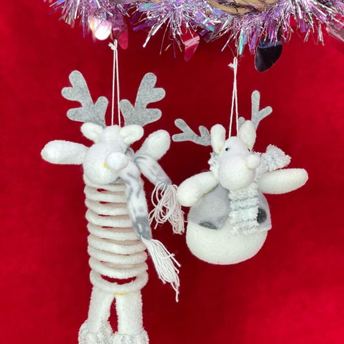 Christmas hanging reindeer ornaments set of two, like new