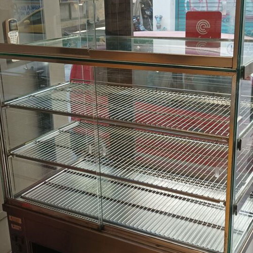 Heated Display Case (Tyropitiera) used with digital temperature and 2 motors