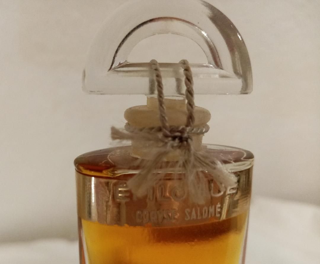 Epilogue Coryse Salome perfume like new,… - € 78,00 - Vendora.cy