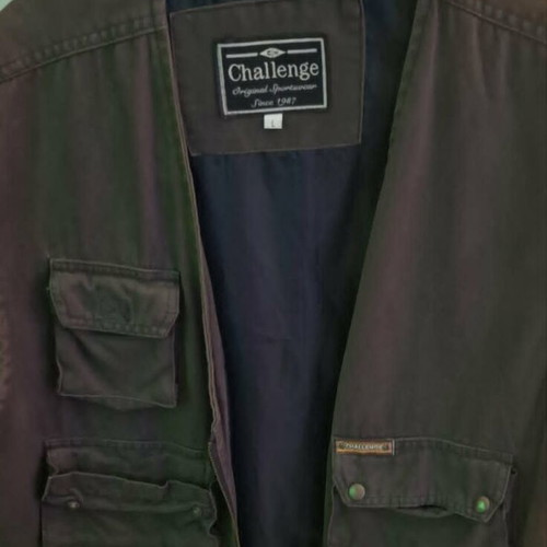 Challenger Journalistic Vest like new, multiple pockets, black, size L