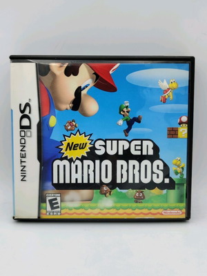 Super Mario Bros Nintendo DS употребяван, с кутия без ръководство