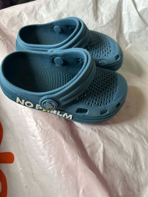 Branded Boys' Shoes Size 24 Like New