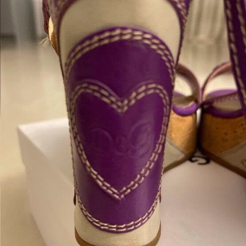 Dolce & Gabbana platform sandals like new, size 37, purple