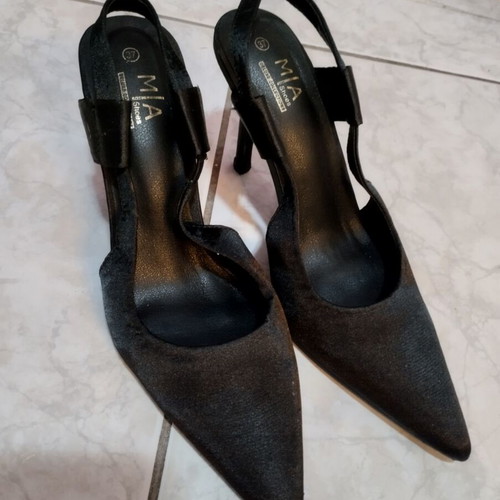 Summer Heels size 37 like new