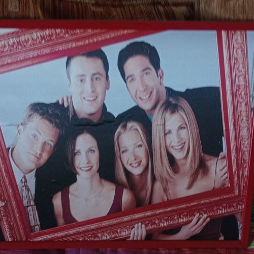 Friend's posters in frames set of 4, like new condition