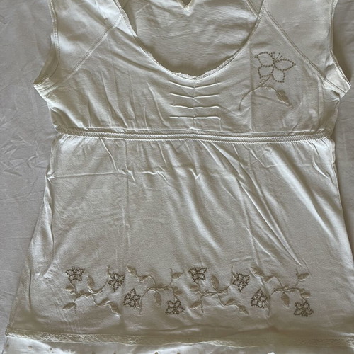 Massimo Dutti white boho romantic top with embroidery and beads, used, size M