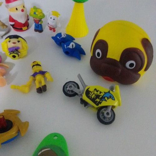 Miniature toys used, assorted figures pack