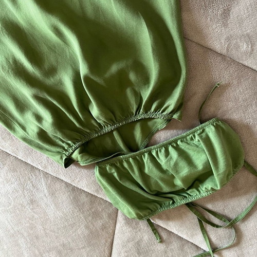Italian dress 100% tensel unused green size S