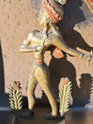 Bronze figure used