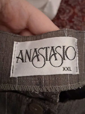 Women's khaki pants like new, size XXL