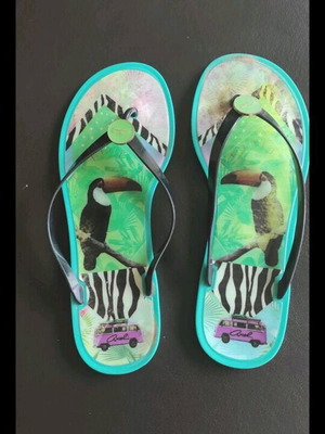 Axel flip-flops size 39 multicolored, like new
