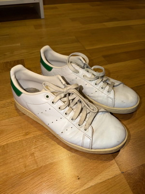 Adidas Stan Smith used white sneakers with green details size 41 missing insoles