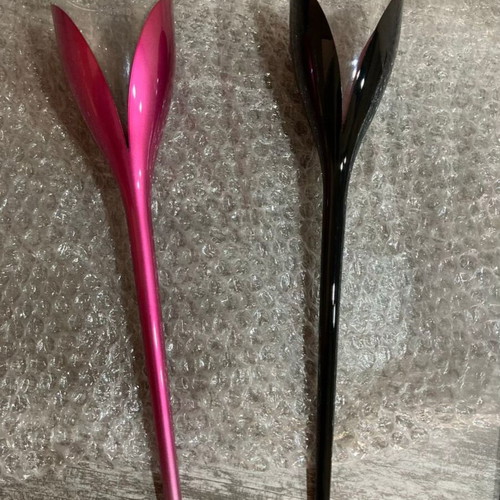 Moët & Chandon champagne glasses set of 2, like new, tulip shape pink and black