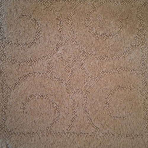 Beige rug large 1.98 × 2.90 with embossed design, used