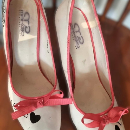 Women's pumps size 40 used, white with coral details