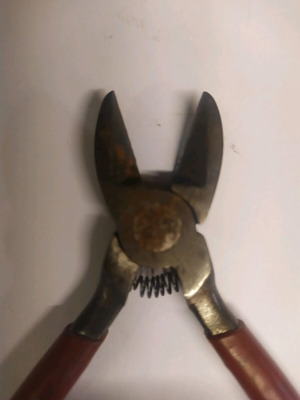 Hand tool cutter