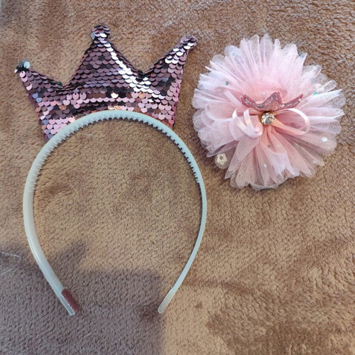 Hair accessories set like new, pink princess headband and elastic