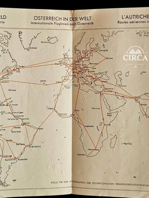 Austria in the World vintage αναδιπλούμενος χάρτης αεροπορικών γραμμών και ζωνών κατοχής