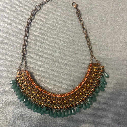 Vintage Atelier necklace used, green and gold