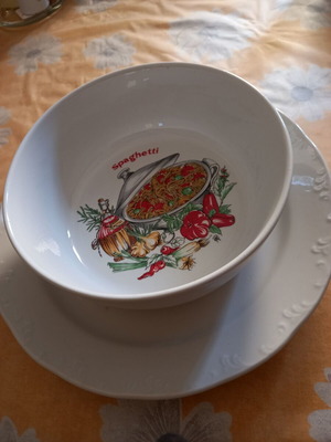 Italian Pasta porcelain set used, large bowl and 30cm platter