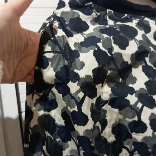 Weekend Max Mara skirt new, size L, black and white