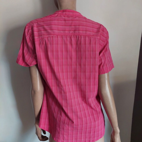 Jack Wolfskin women's short-sleeve checked shirt large, like new, fuchsia