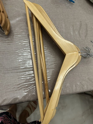 Wooden hangers set of 6, like new