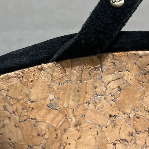 Ugg Australia black suede sandals used, size 39