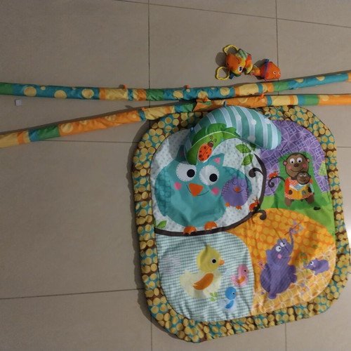 Baby activity gym used with missing hanging toys