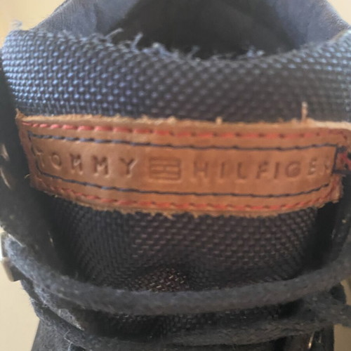 Tommy Hilfiger suede navy blue ankle boots size 43 like new