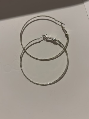 Earrings thin hoops silver color new