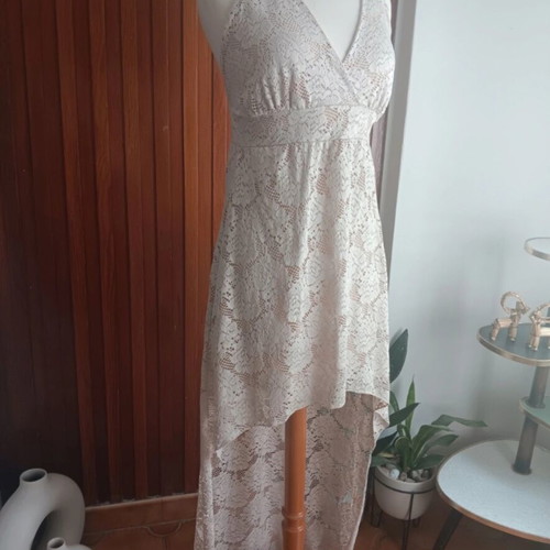 Asymmetric beige lace dress with high-low hem, like new, size M