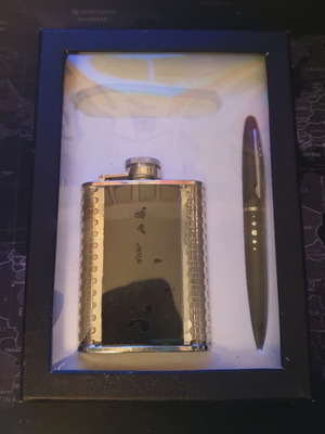 Gift set with flask and metal pen, new