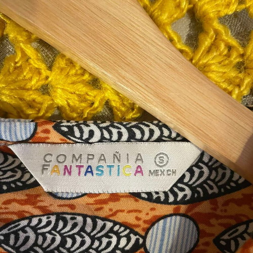 Compania Fantastica blouse used, printed, size Small