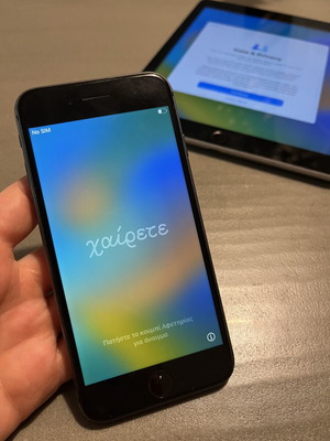 iPhone 8 64GB like new, black, iOS 16.7.10