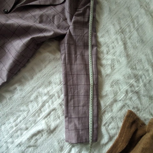 Assist men's suit 3 in 1 size 56 mauve grey checked like new