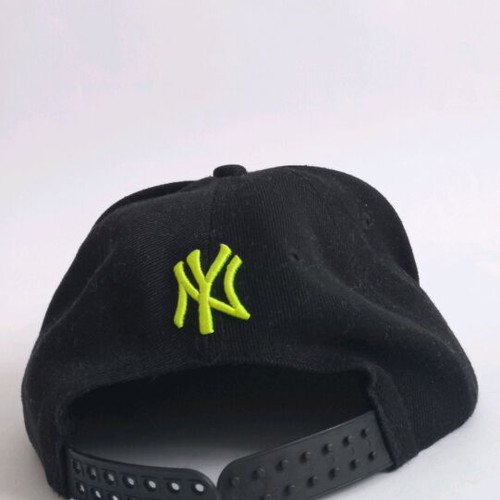 Ney York Yankees hat new, black and yellow