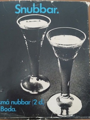 Boda Snubbar Crystal Liqueur Glasses New Vintage Set of 2